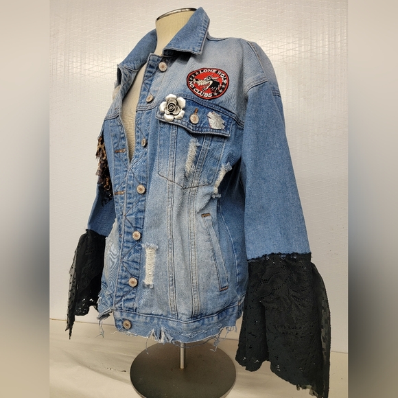 Jean Jacket with Fringe & Lace Sleeves, Winged Goddess, Lone Wolf Upcycled - Picture 3 of 10